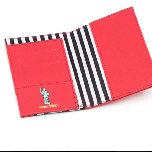 Marc tetro westie liberty🐶 passport case nwt - Picture 3 of 3